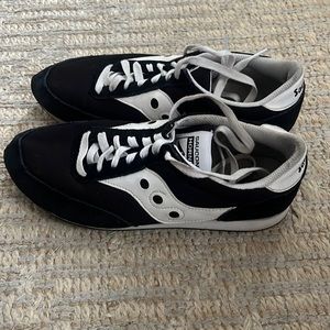Saucony Sneakers Size 9.5 Used Condition
